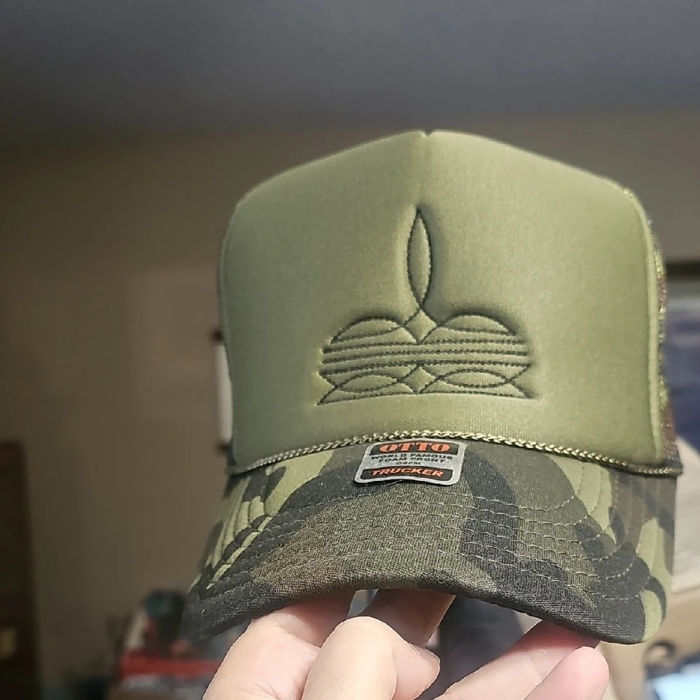OTTO Green Camouflage Trucker Hat - Picture 2 of 4